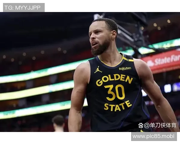 队记:库里几乎无缘本赛季各奖项评选,剩余比赛须保持全勤 队记:库里几乎无缘本赛季各奖项评选,剩余比赛须保持全勤